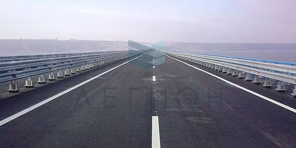 Особенности мостового барьерного ограждения.